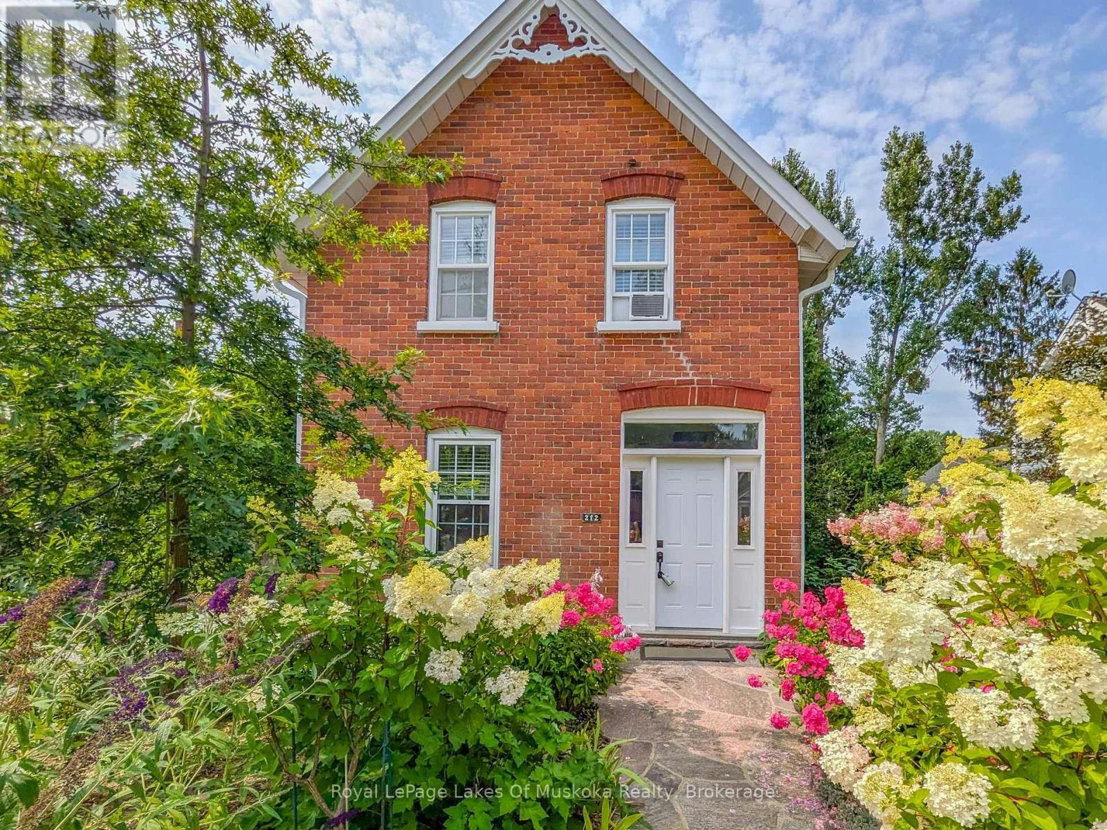 212 James Street, Bracebridge, ON, P1L 2B8