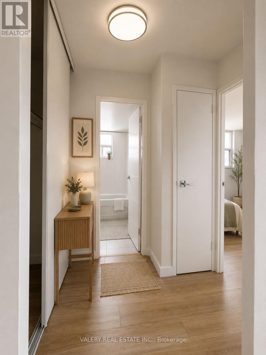 503-70 Park Street E, Mississauga, ON, L5G 1M5 - 7