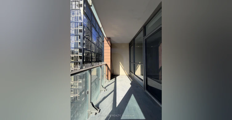 2107-8 Mercer Street, Toronto, ON, M5V 0C4 - 23