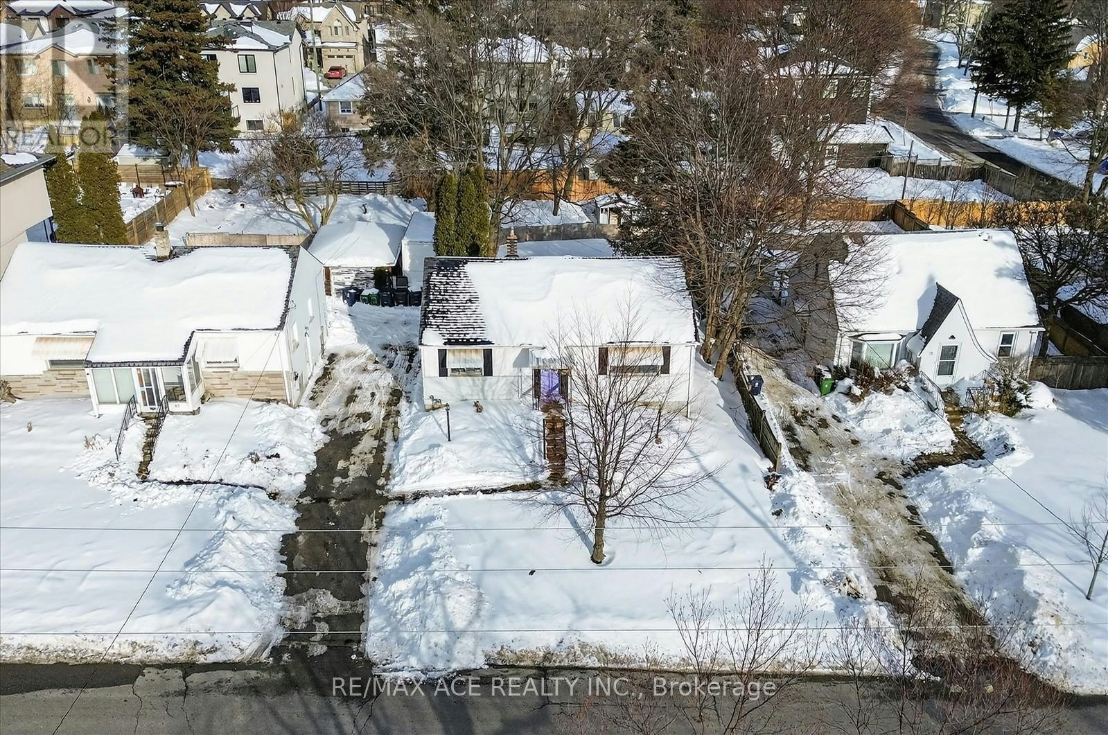 79 Brooklawn Avenue, Toronto, ON, M1M 2P7