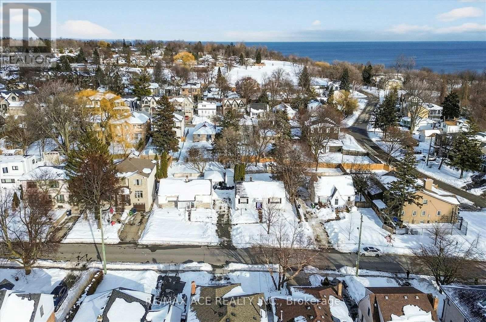 81 Brooklawn Avenue, Toronto, ON, M1M 2P7