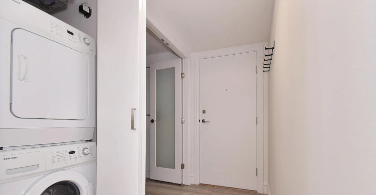 2002-10777 University Drive, Surrey, BC, V3T 0E7 - 14