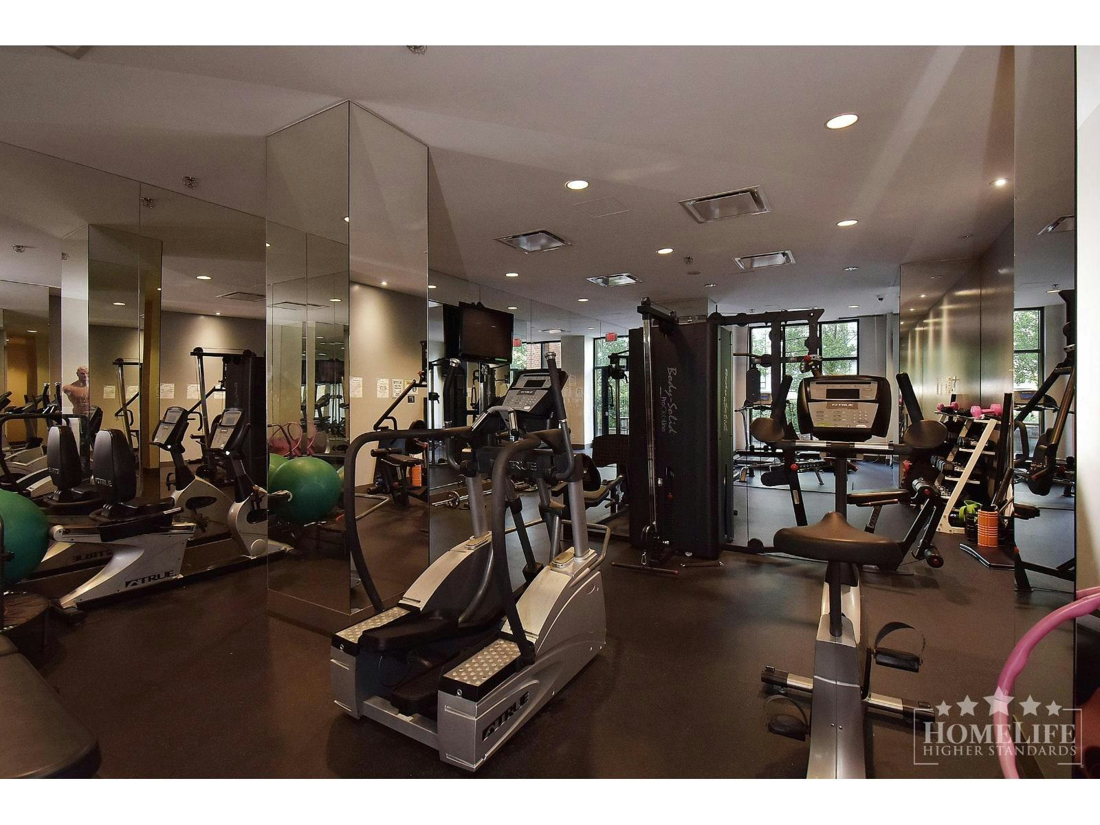 2002-10777 University Drive, Surrey, BC, V3T 0E7 - 18