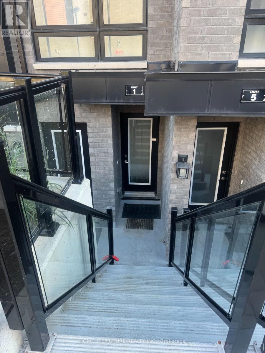 1-165 Tapscott Road, Toronto, ON, M1B 0E8