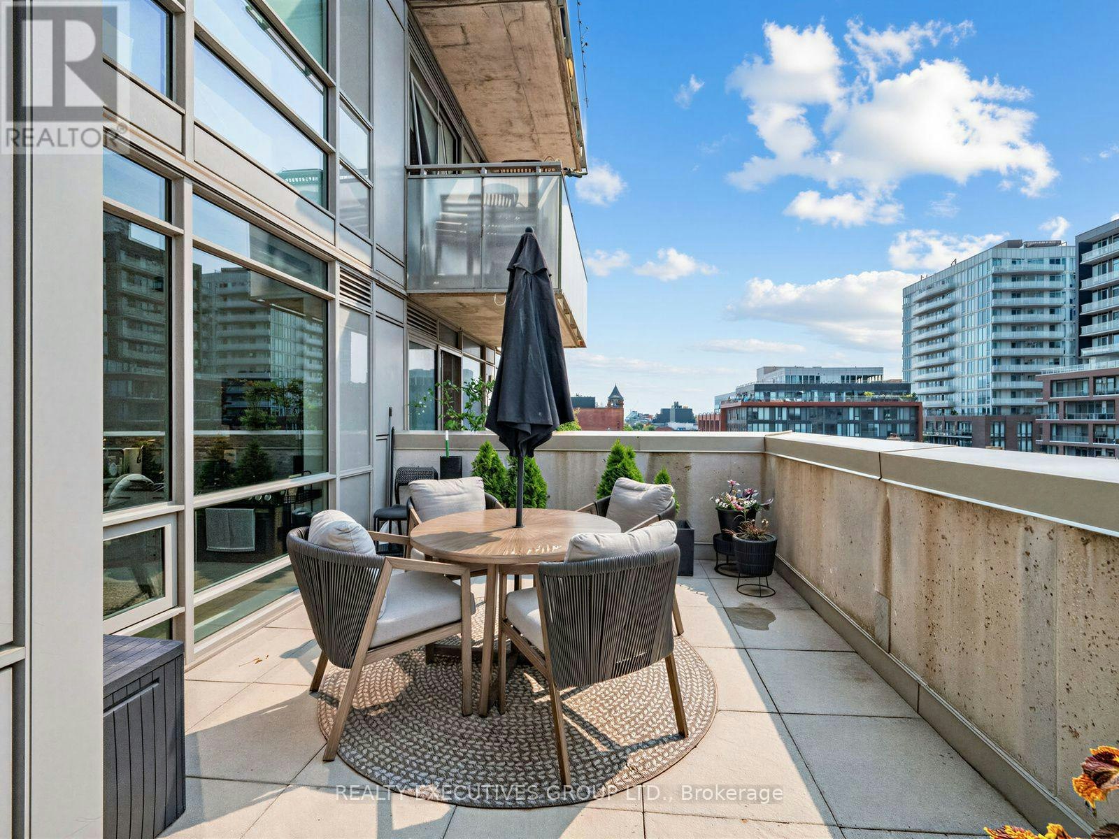 510-630 Queen Street E, Toronto, ON, M4M 1G3 - 21