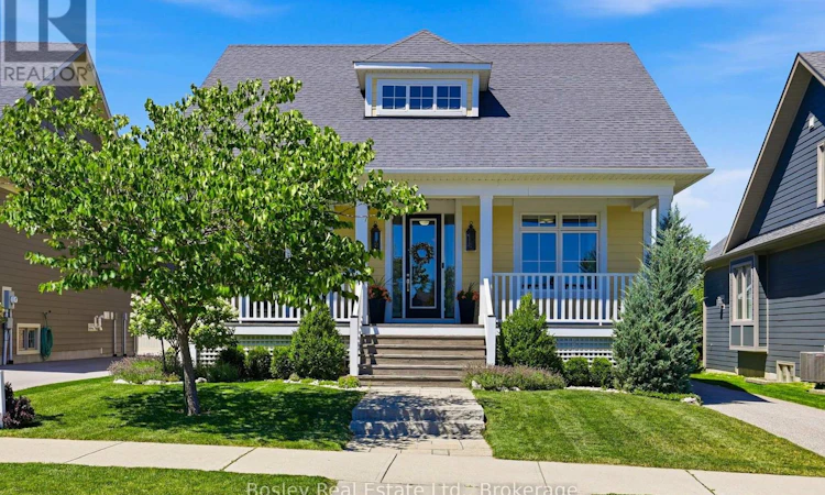104 Snow Apple Crescent
