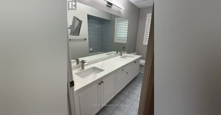 5 Hillpath Crescent, Brampton, ON, L6Z 4V1 - 3
