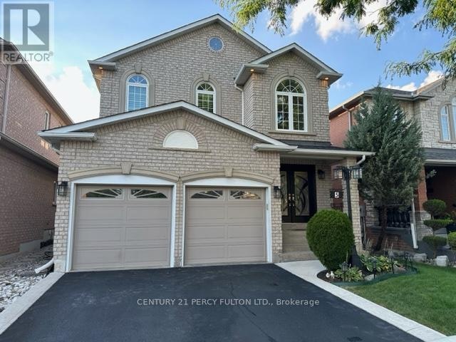 5 Hillpath Crescent, Brampton, ON, L6Z 4V1