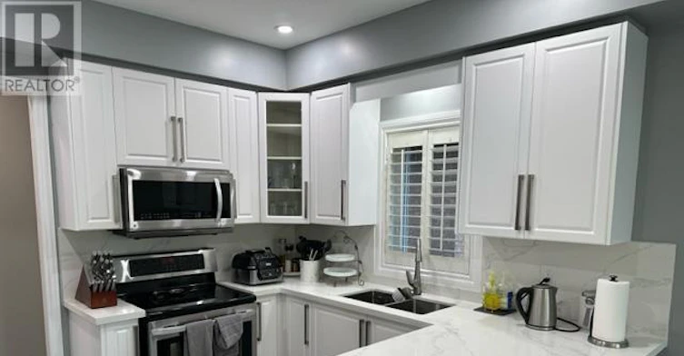 5 Hillpath Crescent, Brampton, ON, L6Z 4V1 - 4
