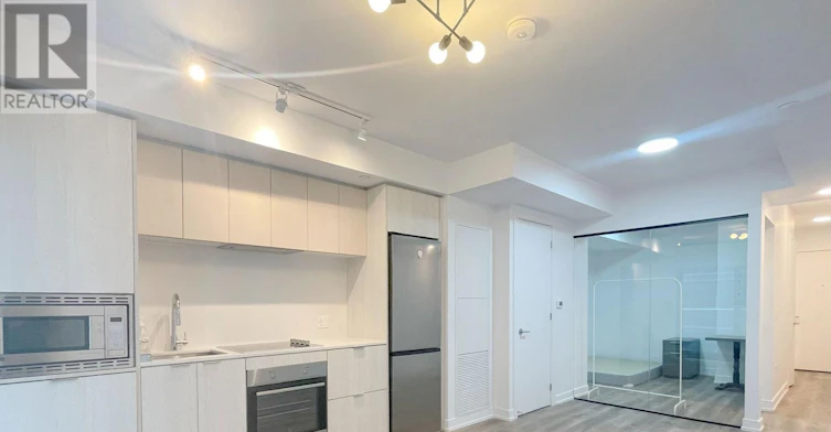 820-1 Jarvis Street, Hamilton, ON, L8R 0A8 - 2