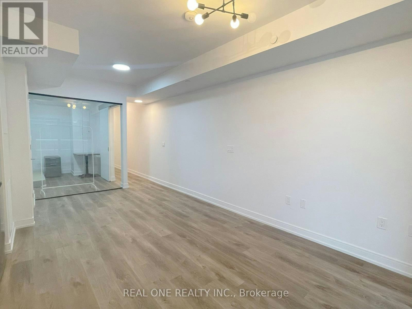 820-1 Jarvis Street, Hamilton, ON, L8R 0A8 - 6