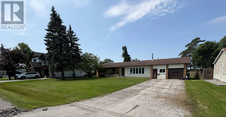 64 Canal Street, Georgina, ON, L4P 1K5 - 2