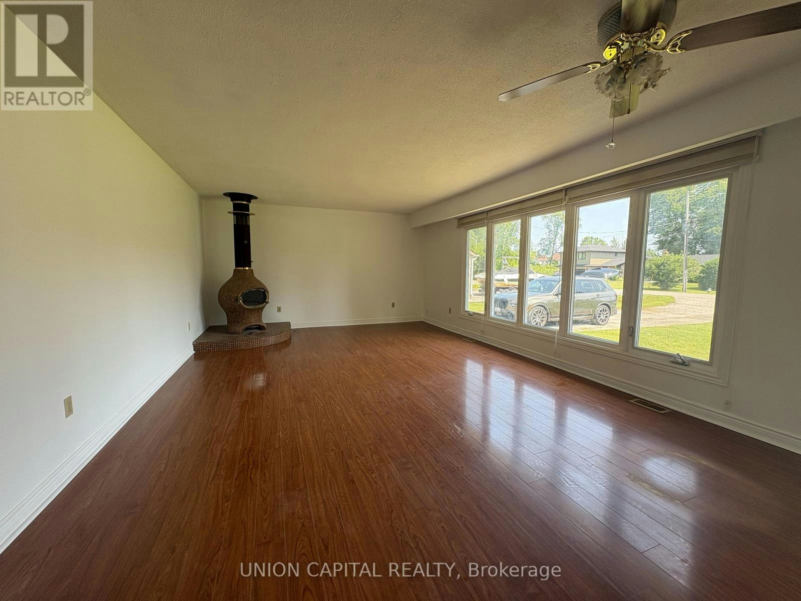 64 Canal Street, Georgina, ON, L4P 1K5 - 3