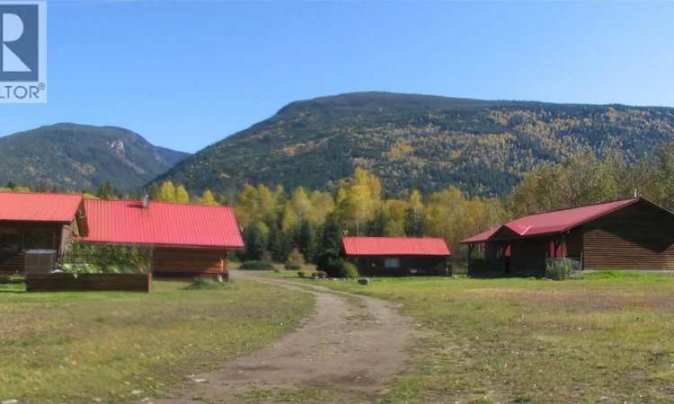 5177 Clearwater Valley Road