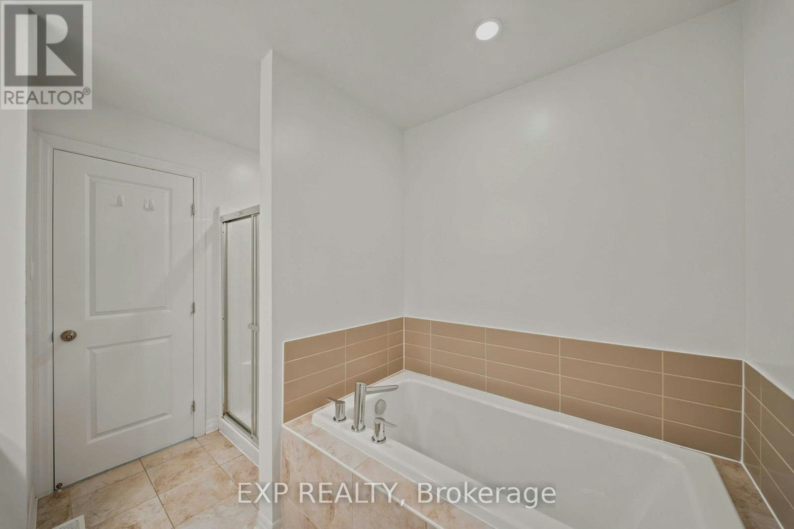 615 Spring Valley Drive, Ottawa, ON, K1W 0C6 - 16