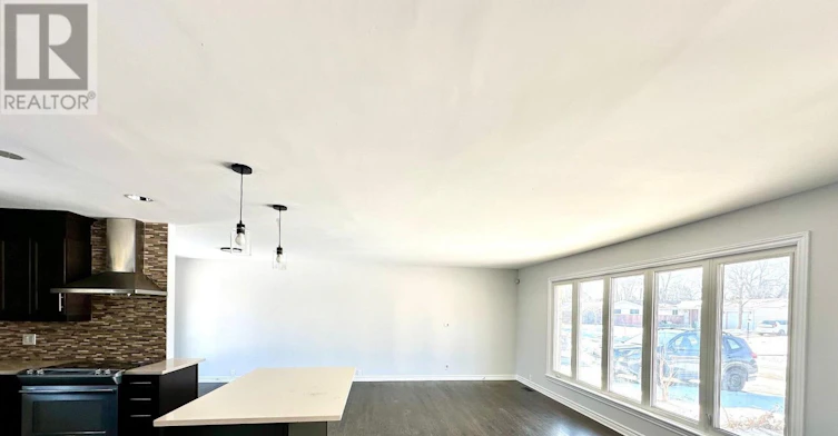 71 Ashburn Drive, Ottawa, ON, K2E 6N4 - 3