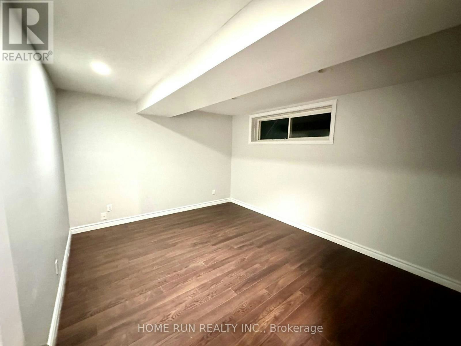 71 Ashburn Drive, Ottawa, ON, K2E 6N4 - 8