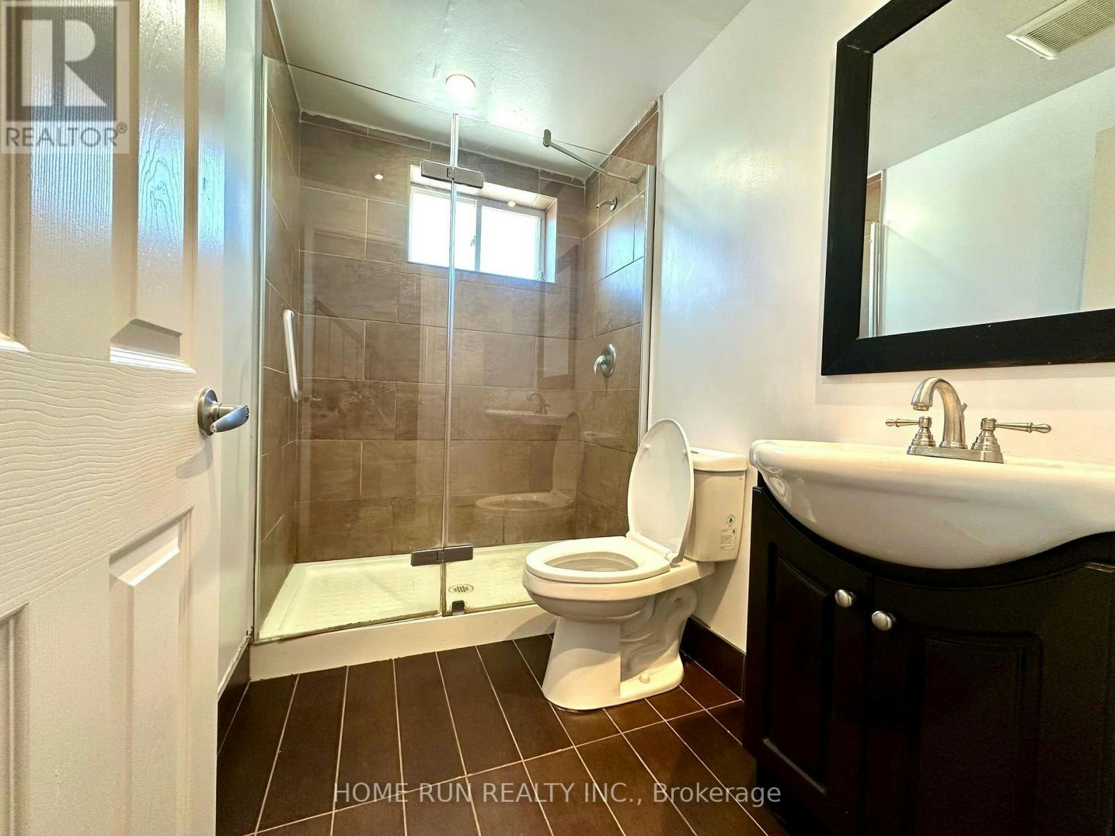 71 Ashburn Drive, Ottawa, ON, K2E 6N4 - 9