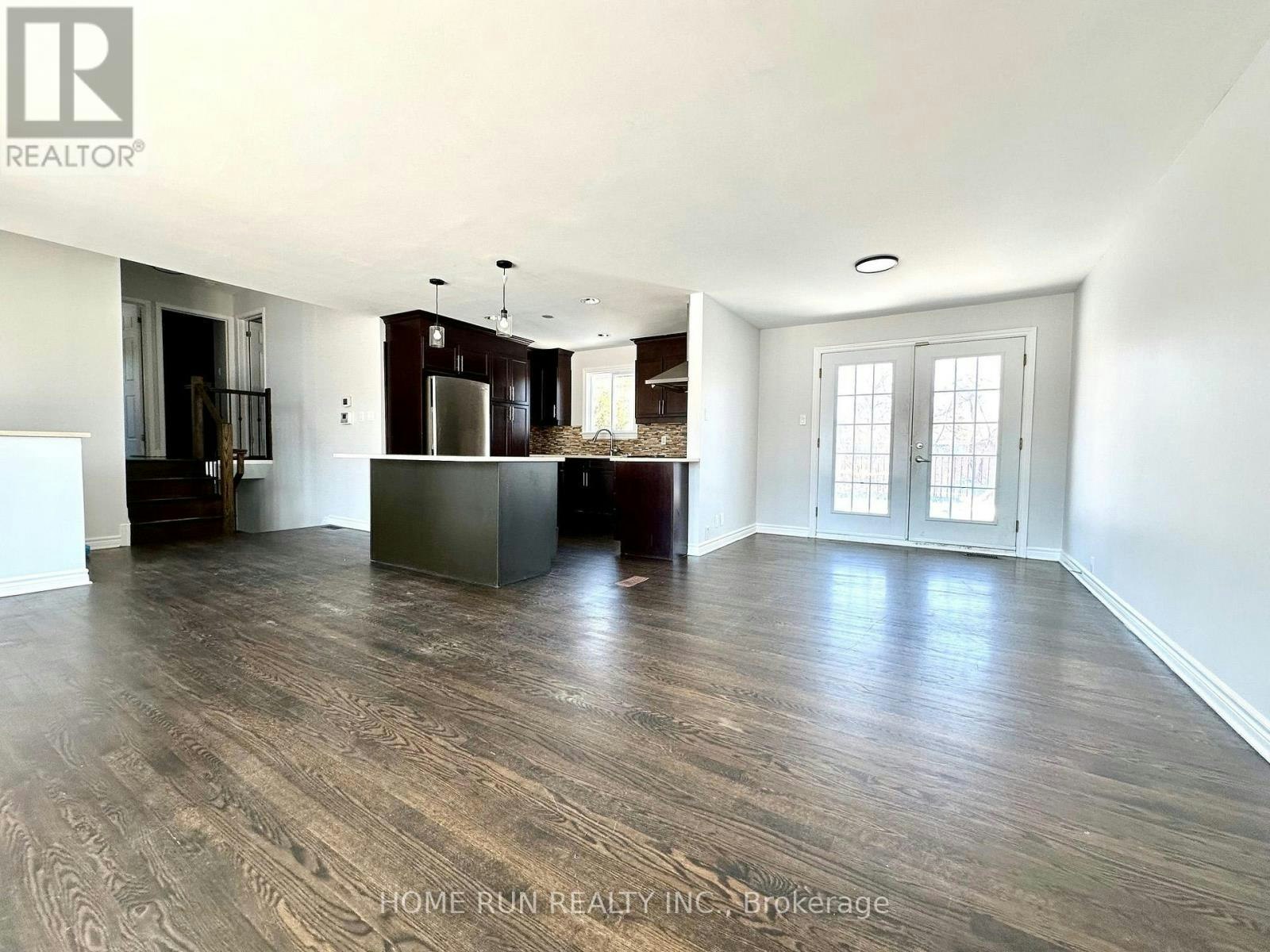 71 Ashburn Drive, Ottawa, ON, K2E 6N4 - 5