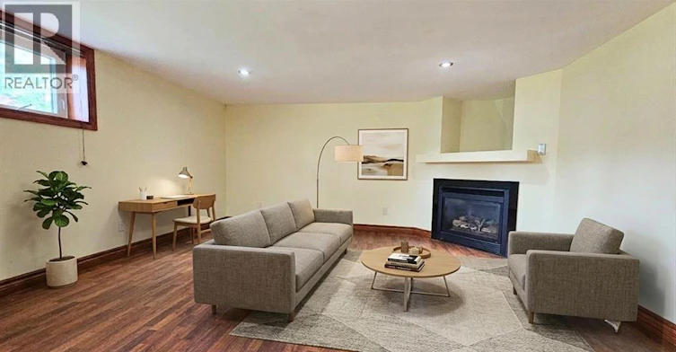 4091 Churchill Drive, Windsor, ON, N9G 2E6 - 6