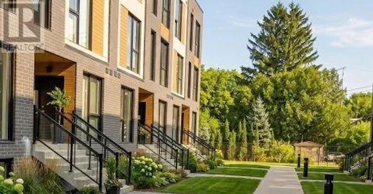8-176 Clonmore Drive, Toronto, ON, M1N 0B9