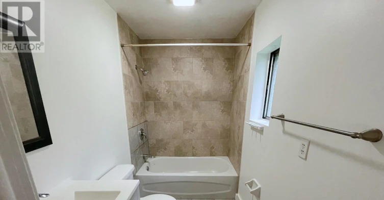 1ST FLOOR-320 Miami Drive, Georgina, ON, L4P 2Z7 - 8