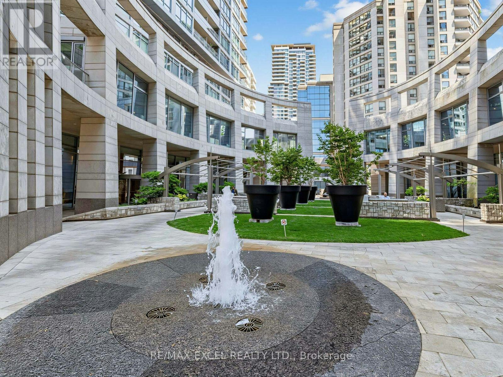 1805-2191 Yonge Street, Toronto, ON, M4S 3H8 - 2