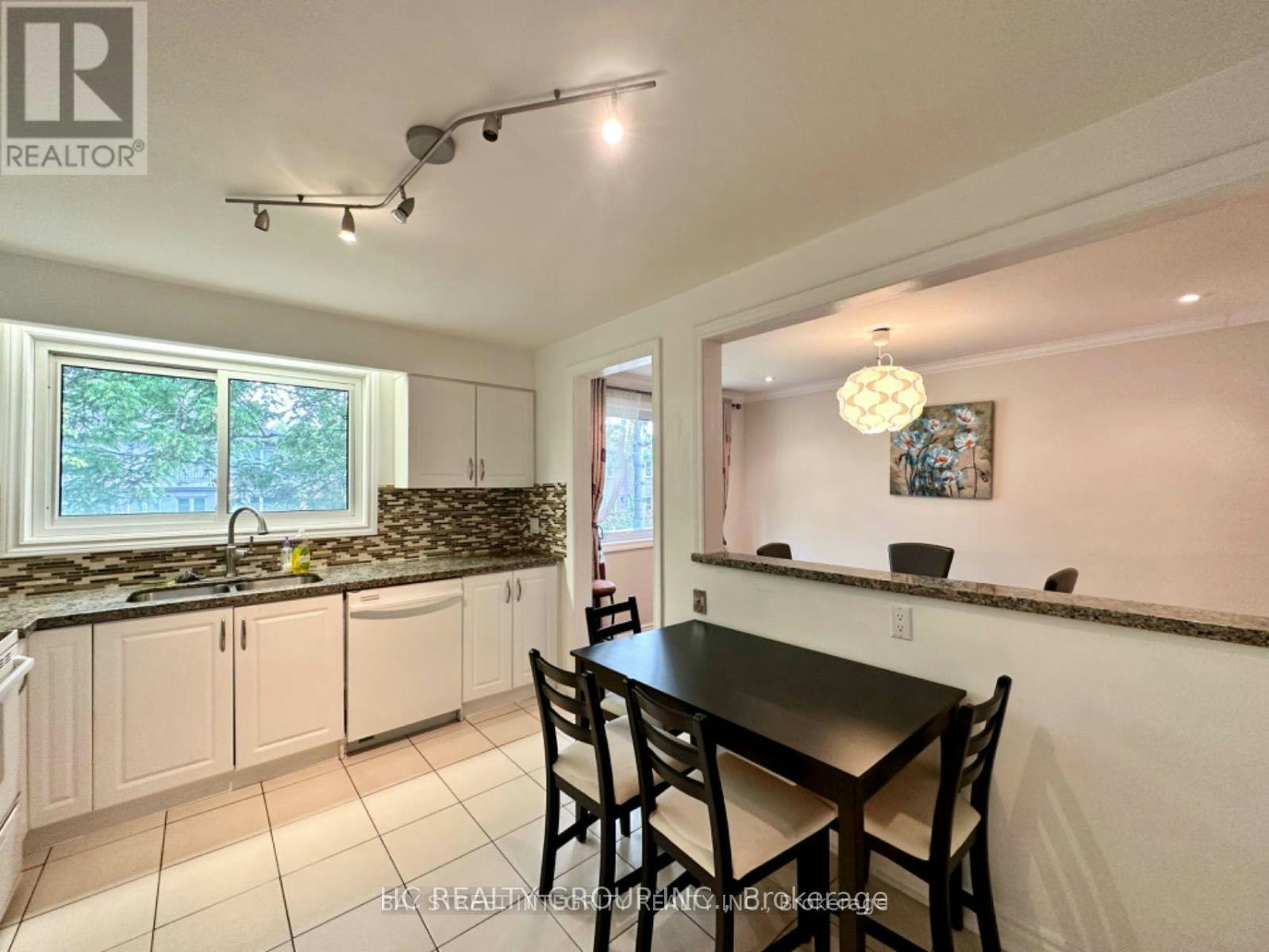 35 Lailey Crescent, Toronto, ON, M2N 4H2 - 4