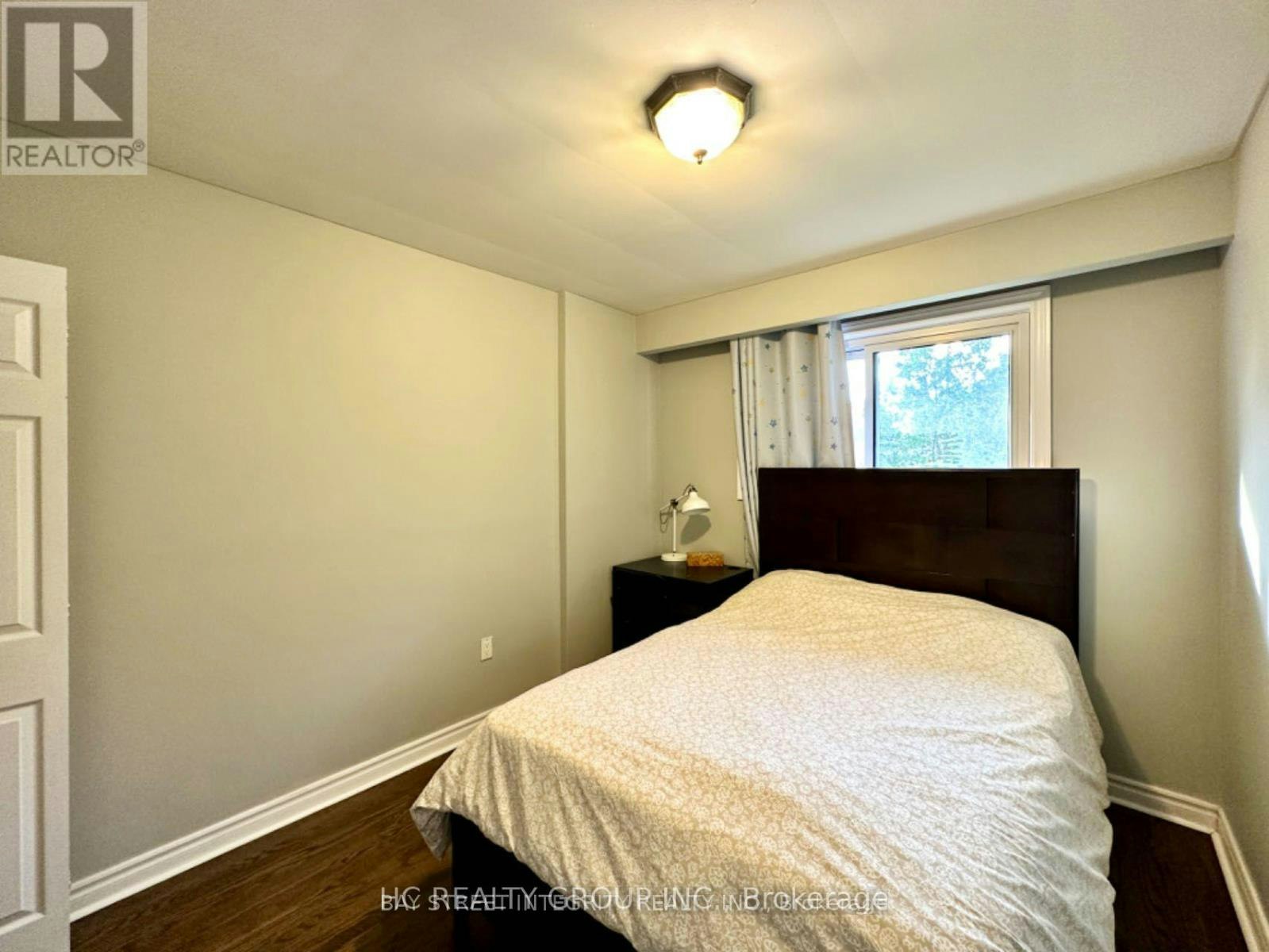 35 Lailey Crescent, Toronto, ON, M2N 4H2 - 8