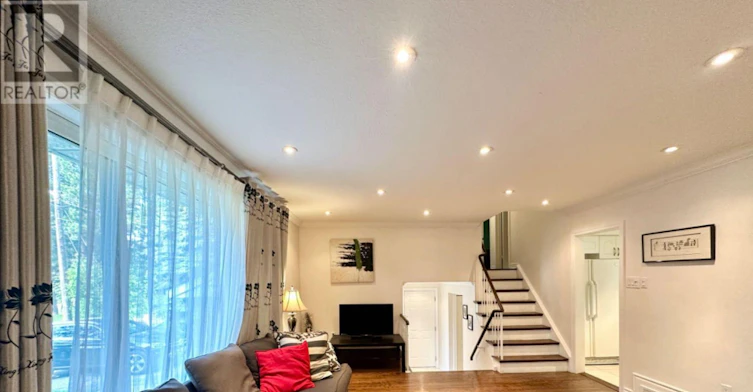 35 Lailey Crescent, Toronto, ON, M2N 4H2