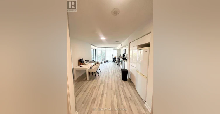 329-21 Iceboat Terrace, Toronto, ON, M5V 4A9 - 4