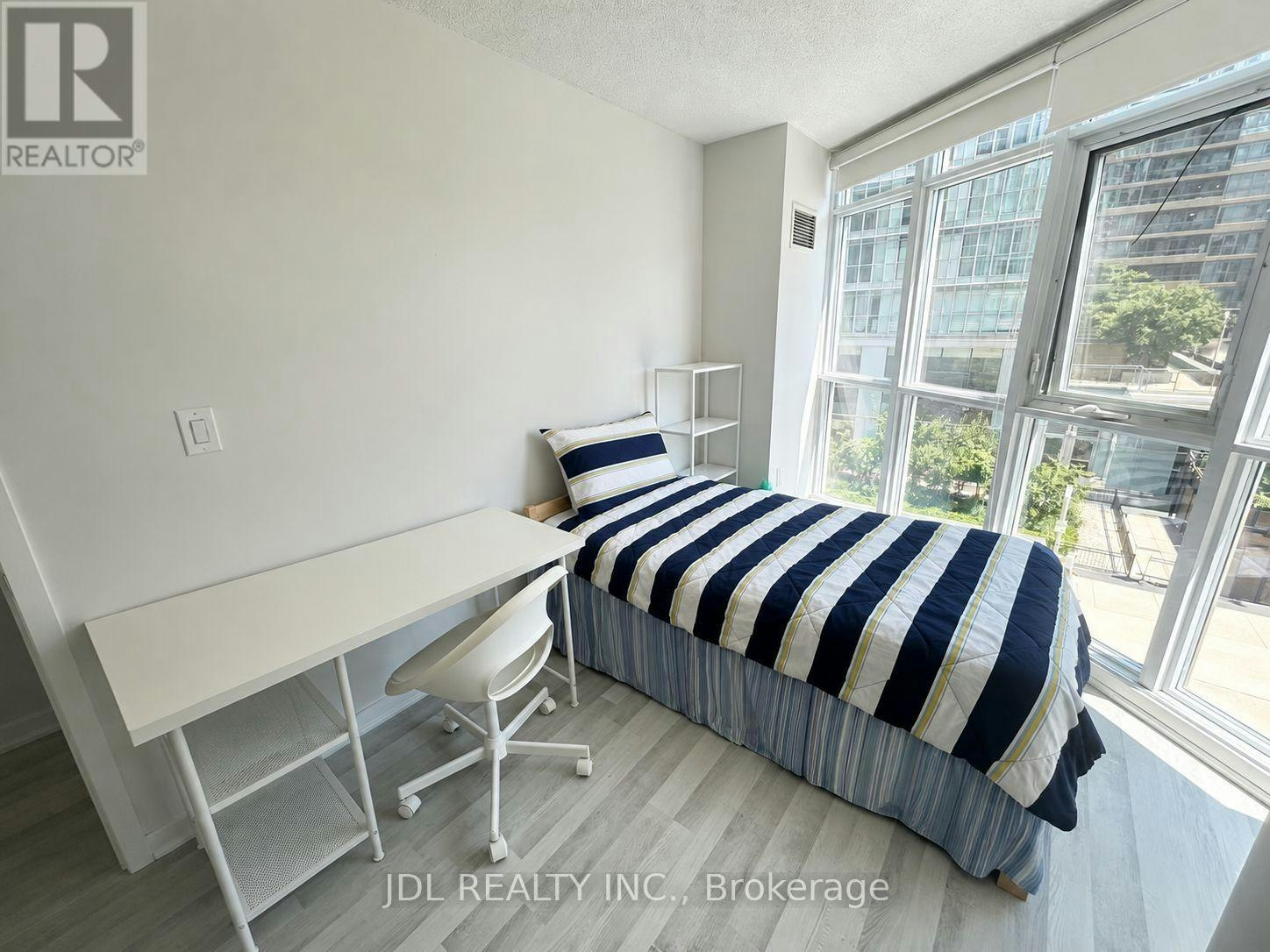 329-21 Iceboat Terrace, Toronto, ON, M5V 4A9 - 8
