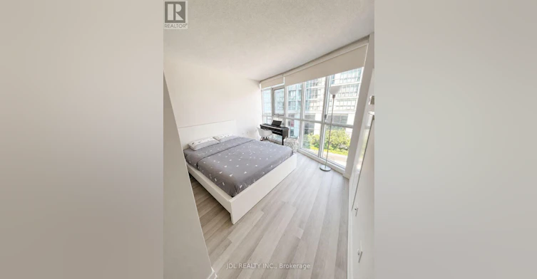 329-21 Iceboat Terrace, Toronto, ON, M5V 4A9 - 6