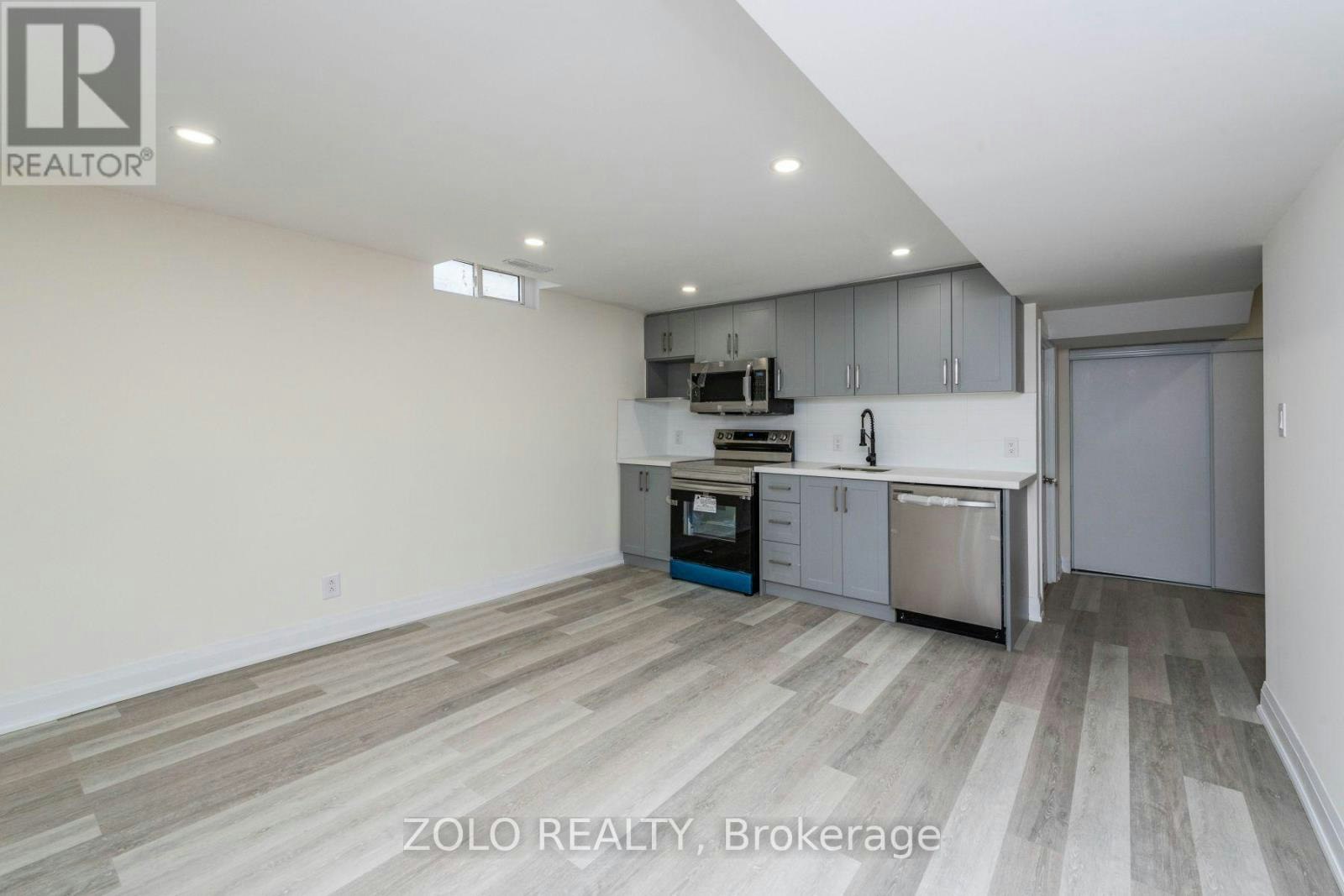 LOWER-10 Blackwell Avenue, Toronto, ON, M1B 1C8 - 4