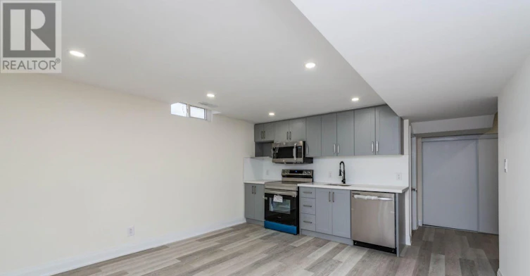 LOWER-10 Blackwell Avenue, Toronto, ON, M1B 1C8 - 4