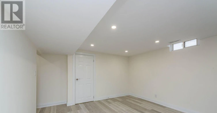 LOWER-10 Blackwell Avenue, Toronto, ON, M1B 1C8 - 5