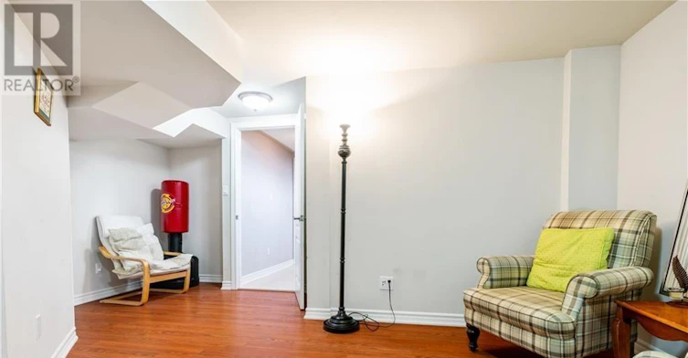 2384 Parkglen Avenue, Oakville, ON, L6M 4Y5 - 6