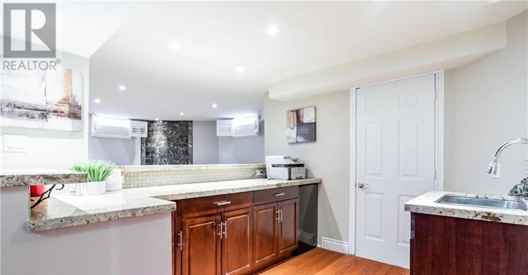 2384 Parkglen Avenue, Oakville, ON, L6M 4Y5 - 5