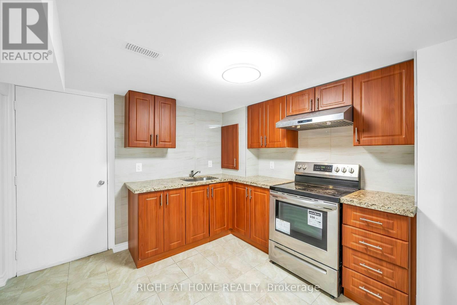 BASEMENT APARTMENT-2387 Kentucky Derby Way, Oshawa, ON, L1L 0H3 - 11