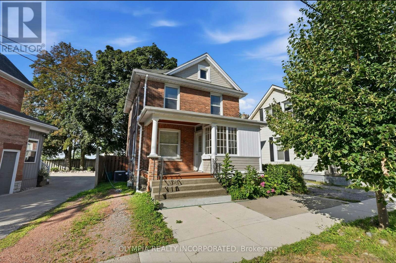 14 Bond Street, St. Catharines, ON, L2R 4Z2