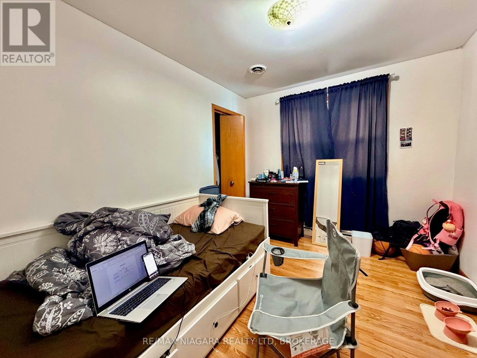 UPPER-6475 Taylor Street, Niagara Falls, ON, L2G 2E9 - 10