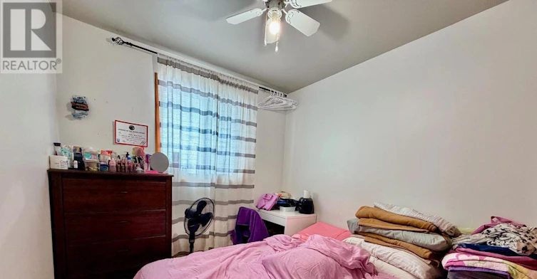 UPPER-6475 Taylor Street, Niagara Falls, ON, L2G 2E9 - 7