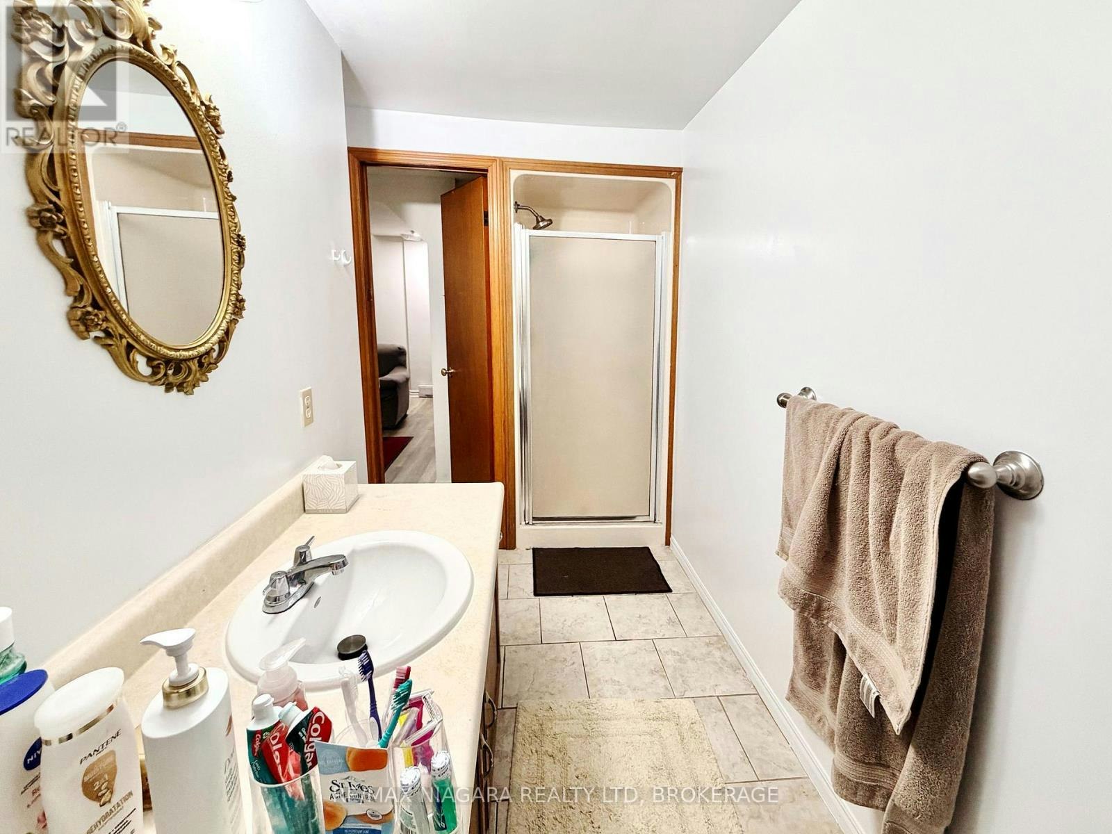 LOWER-6475 Taylor Street, Niagara Falls, ON, L2G 2E9 - 11