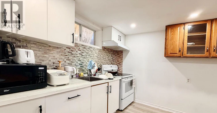 LOWER-6475 Taylor Street, Niagara Falls, ON, L2G 2E9 - 2