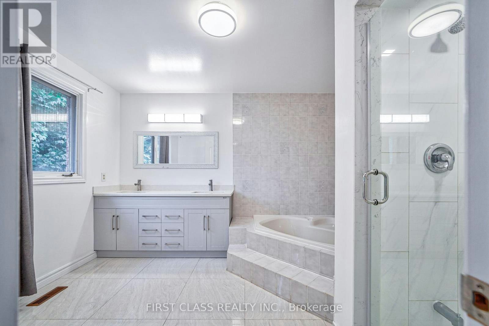 3309 Loyalist Drive, Mississauga, ON, L5L 5T7 - 32