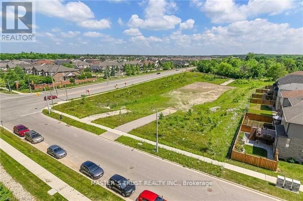 606-7 Kay Crescent, Guelph, ON, N1L 0P9 - 4