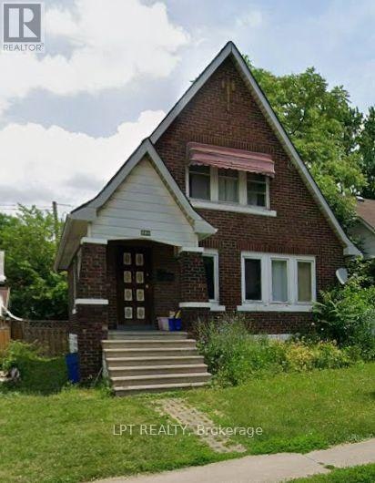 916 Felix Avenue, Windsor, ON, N9C 3L3