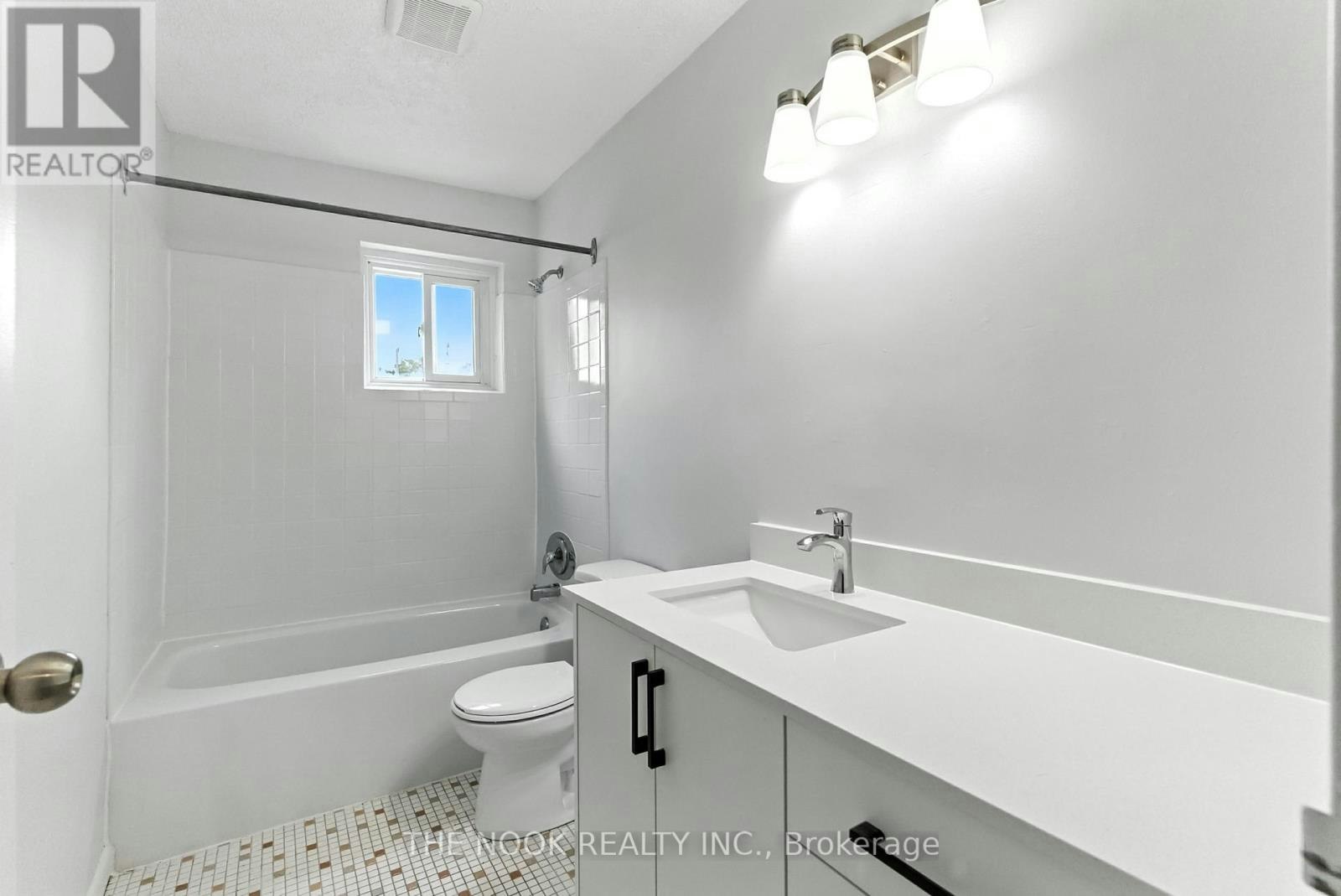 21-106 Cromwell Avenue, Oshawa, ON, L1J 4T6 - 17