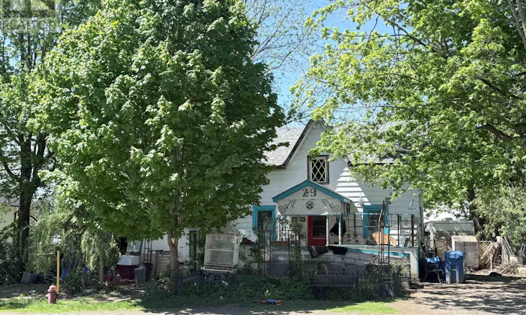 29 Hastings Avenue NORTH