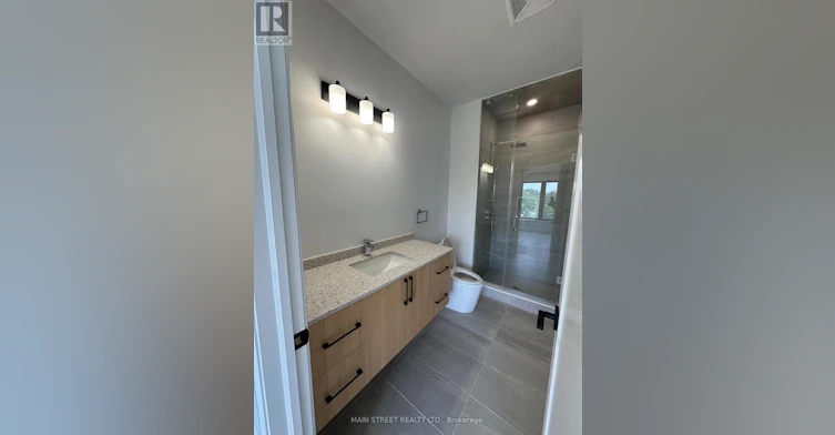 11-59 Charles Street, Newmarket, ON, L3Y 3V7 - 11